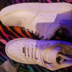 White Nike Sneakers